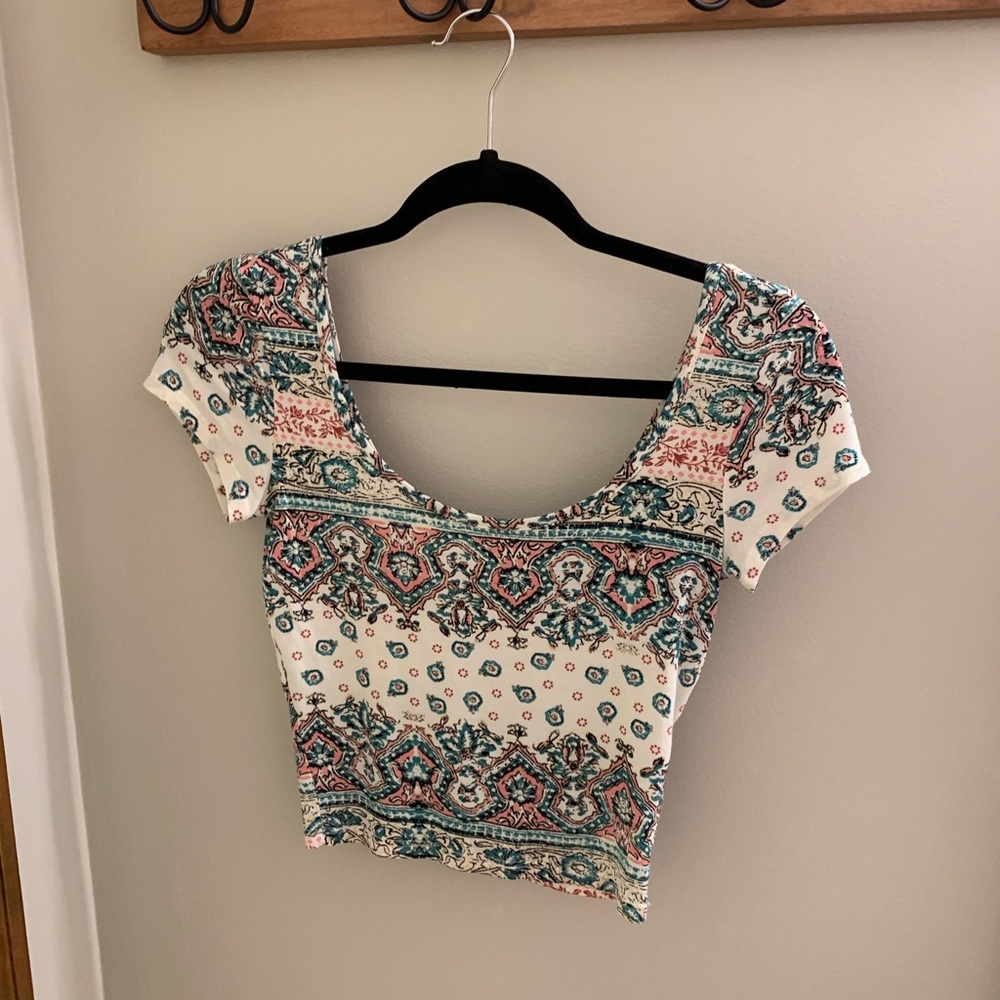 Crop top